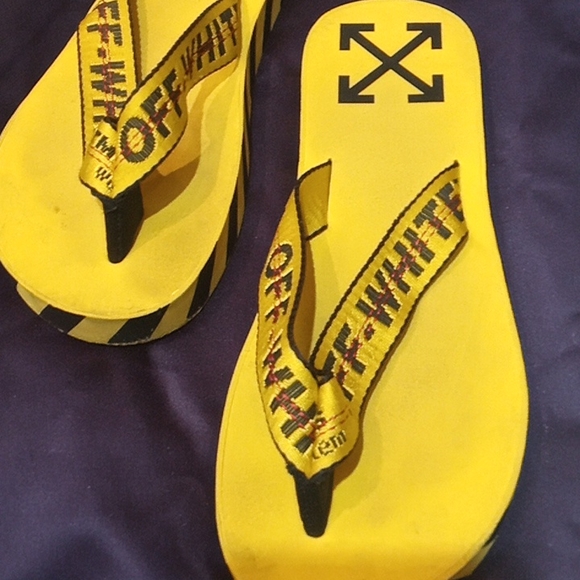 Off white logo flip flops - Picture 6 of 13